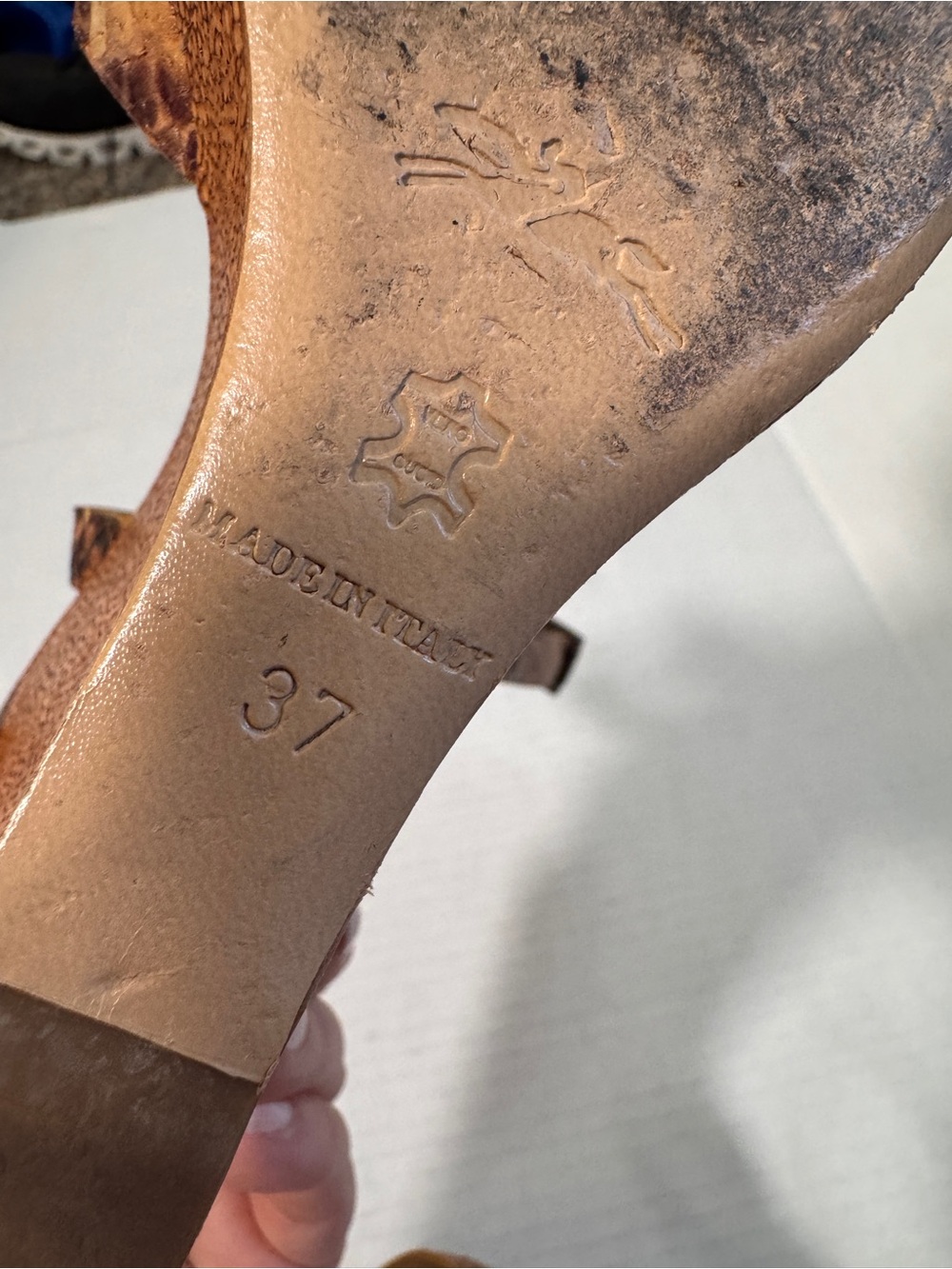 Longchamp Tan Brown Snake Print Leather Wedge Sandals Womans 6.5 Peep Toe Luxury - Picture 8 of 12